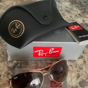 Women’s Ray Ban sunglasses
